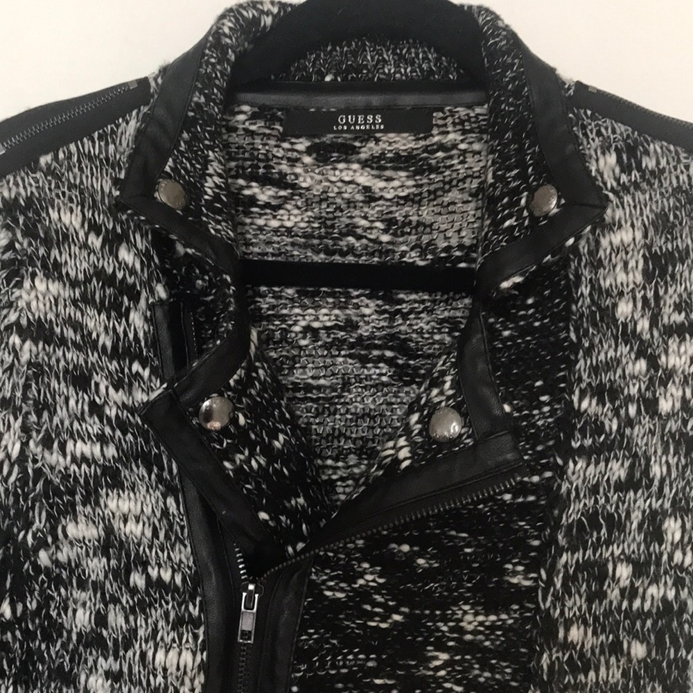 Guess jacket - Picture 2 of 3
